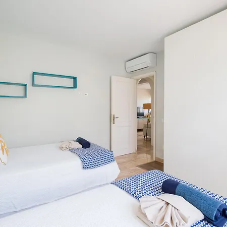 Banana House In Location By Tenpropertiesgc Holiday home